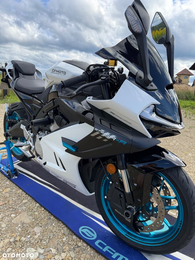 CFMoto 675SR - 12