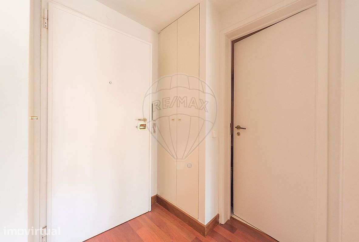 Apartamento T1 para venda - Grande imagem: 2/26