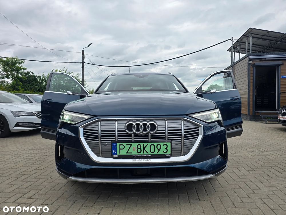 Audi e-tron - 23