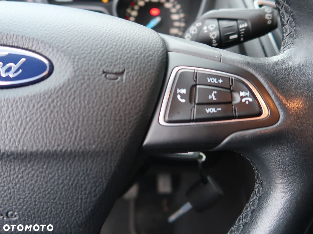 Ford Focus 1.5 EcoBoost Trend ASS - 24