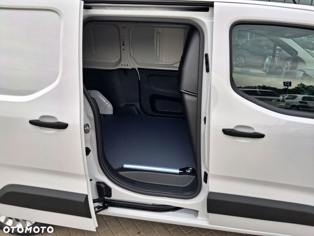 Toyota PROACE CITY LONG - 11