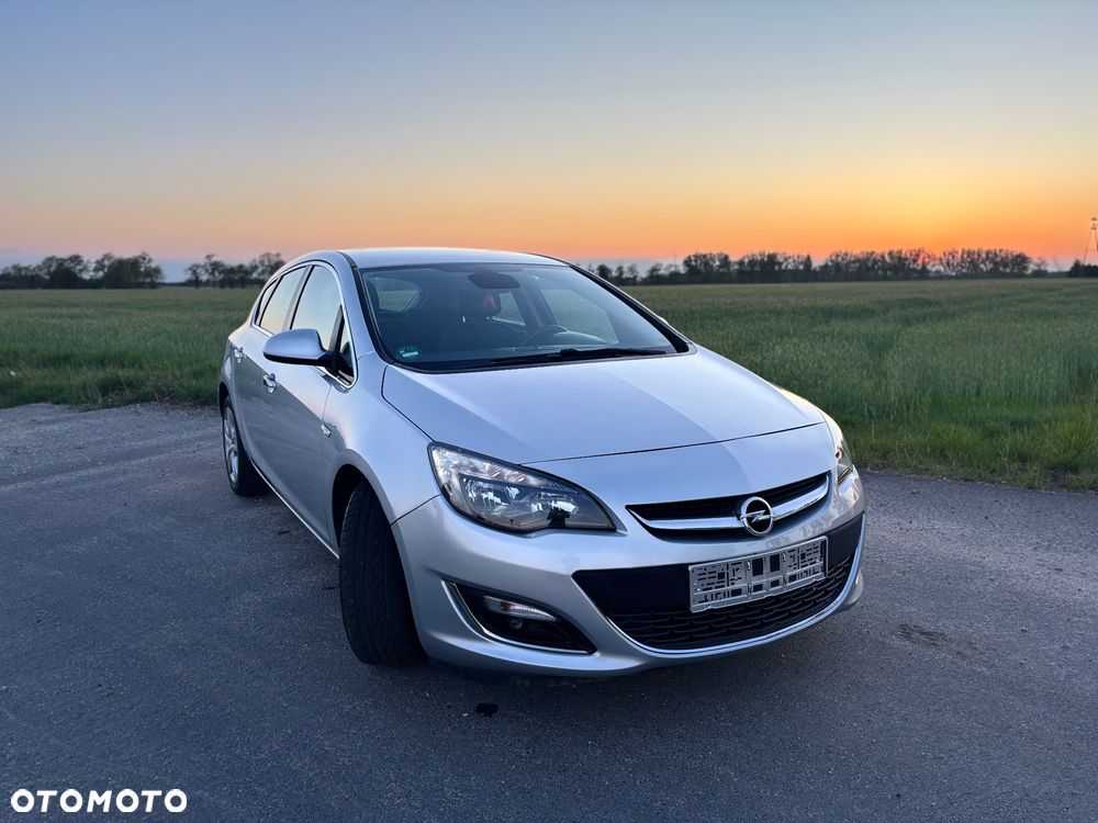 Opel Astra - 16