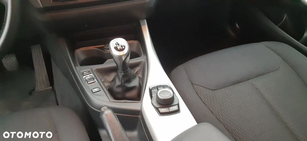 BMW Seria 1 116i Sport Line - 22