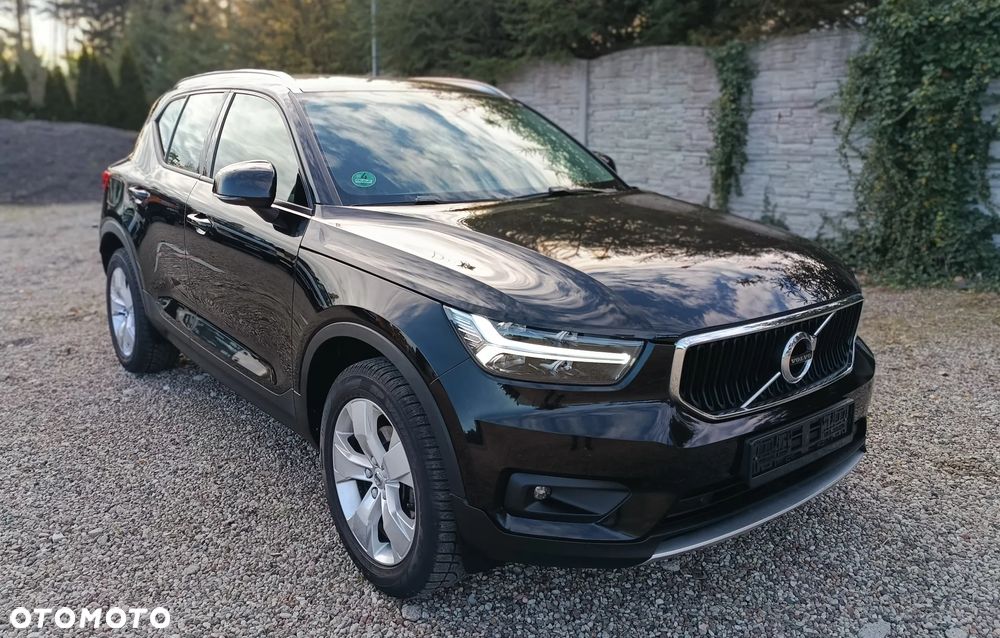 Volvo XC 40 T2 Momentum Pro - 3