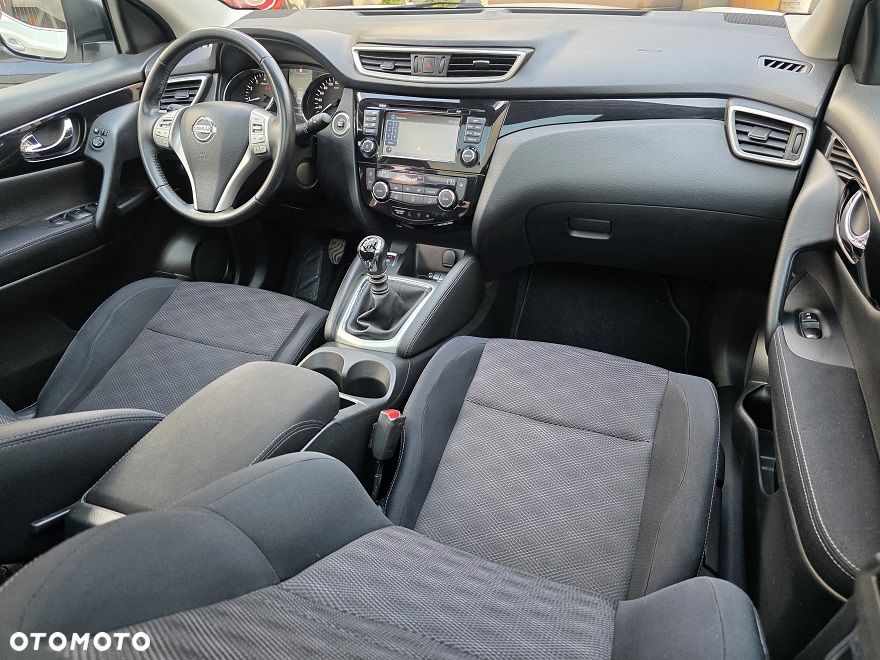Nissan Qashqai 1.2 DIG-T N-Connecta - 28