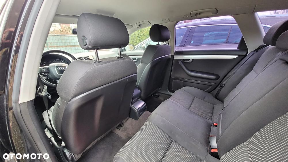 Audi A4 Avant - 19