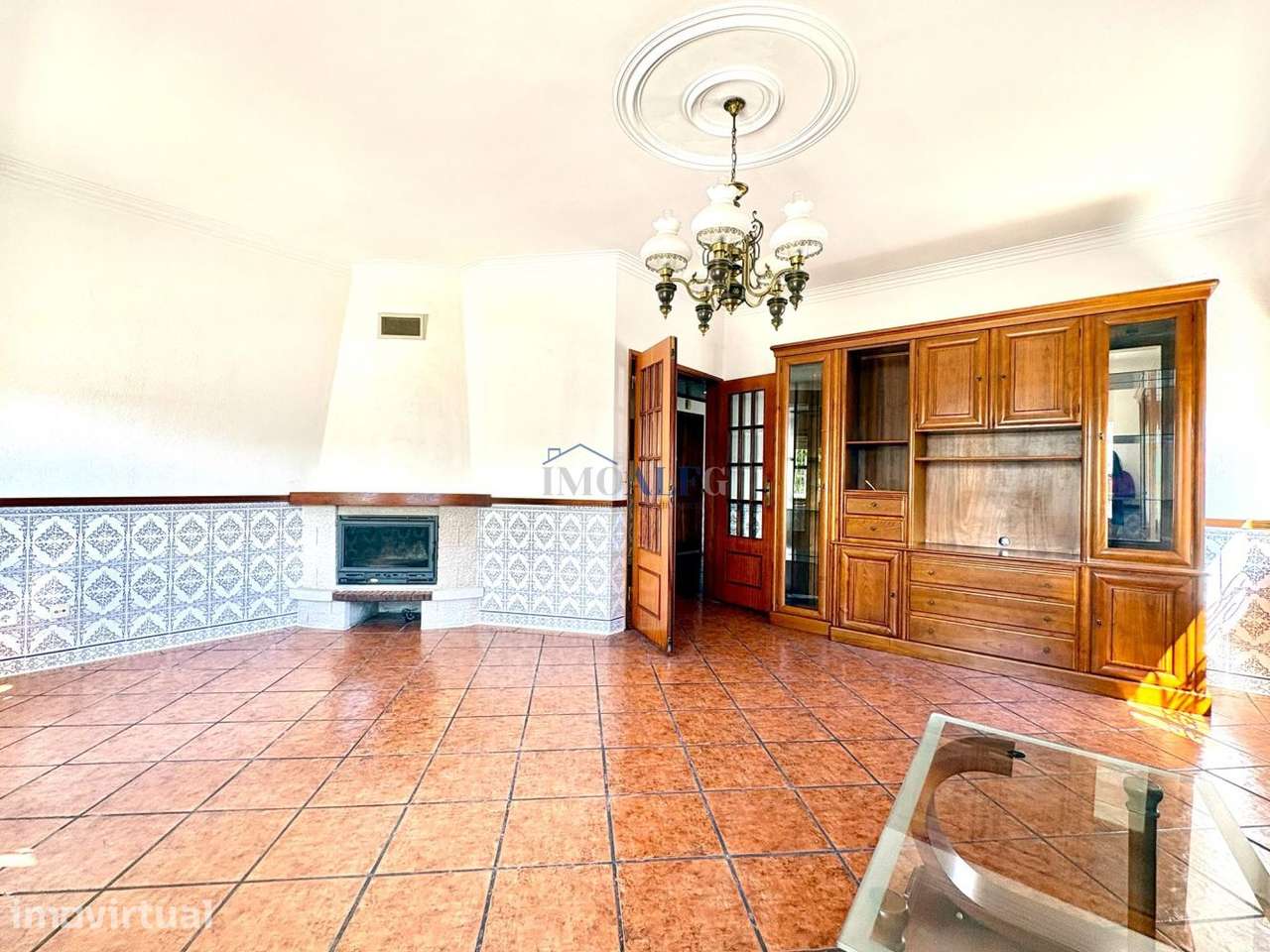 Apartamento T2 na Arrentela- Seixal, junto a transportes - Grande imagem: 2/27
