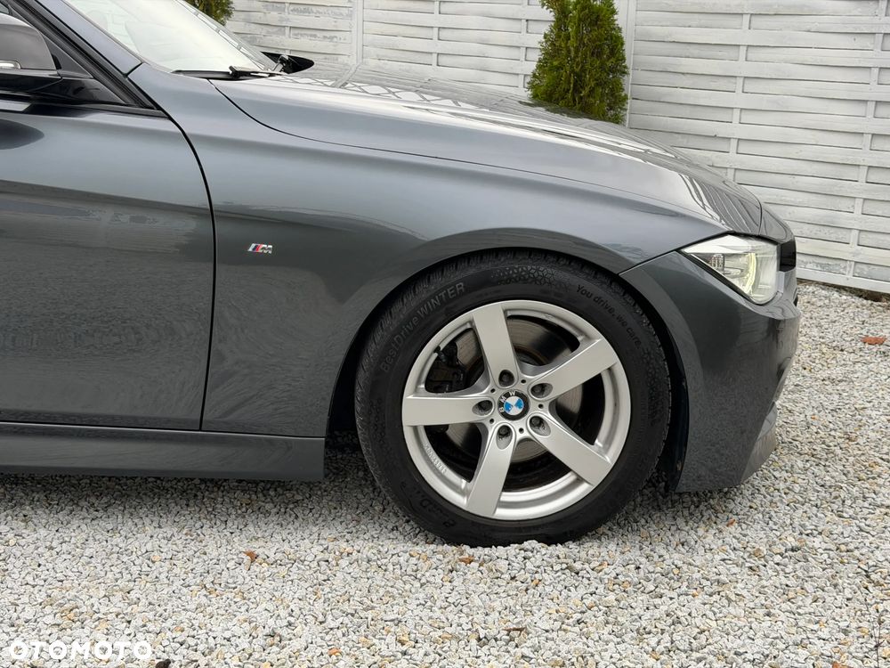BMW Seria 3 - 33