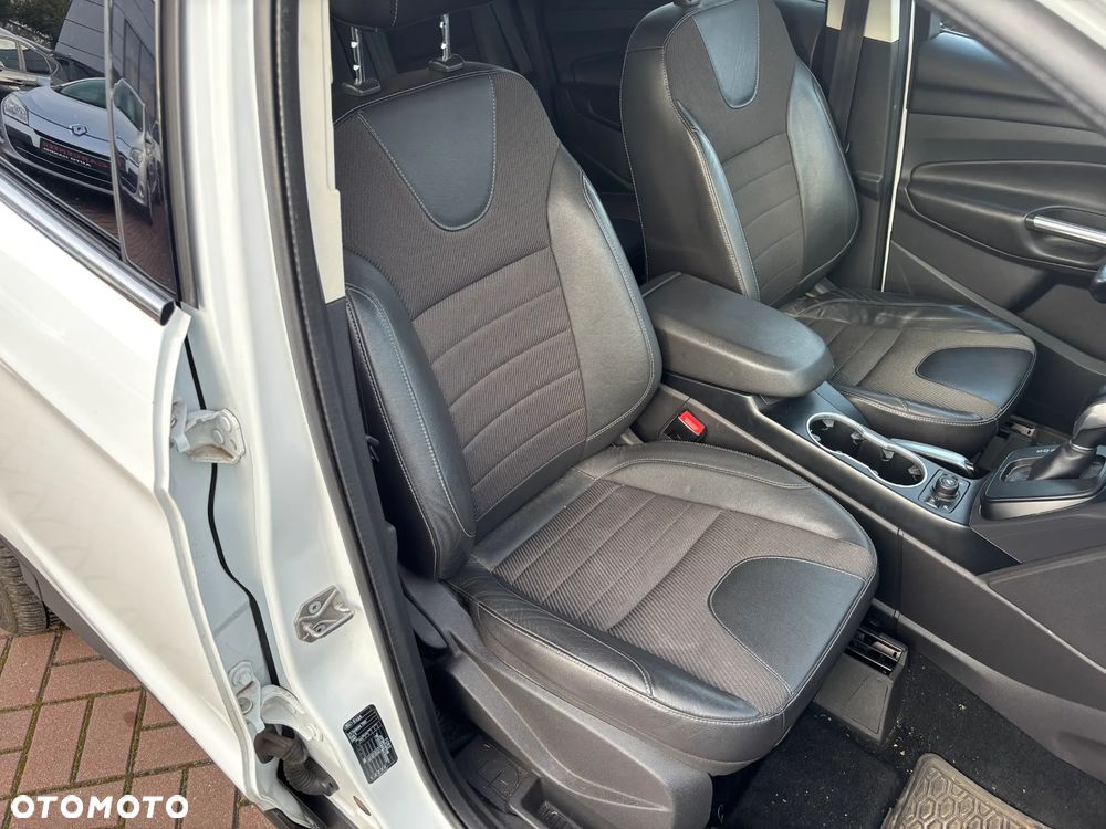 Ford Kuga 2.0 TDCi 4x4 Titanium - 9