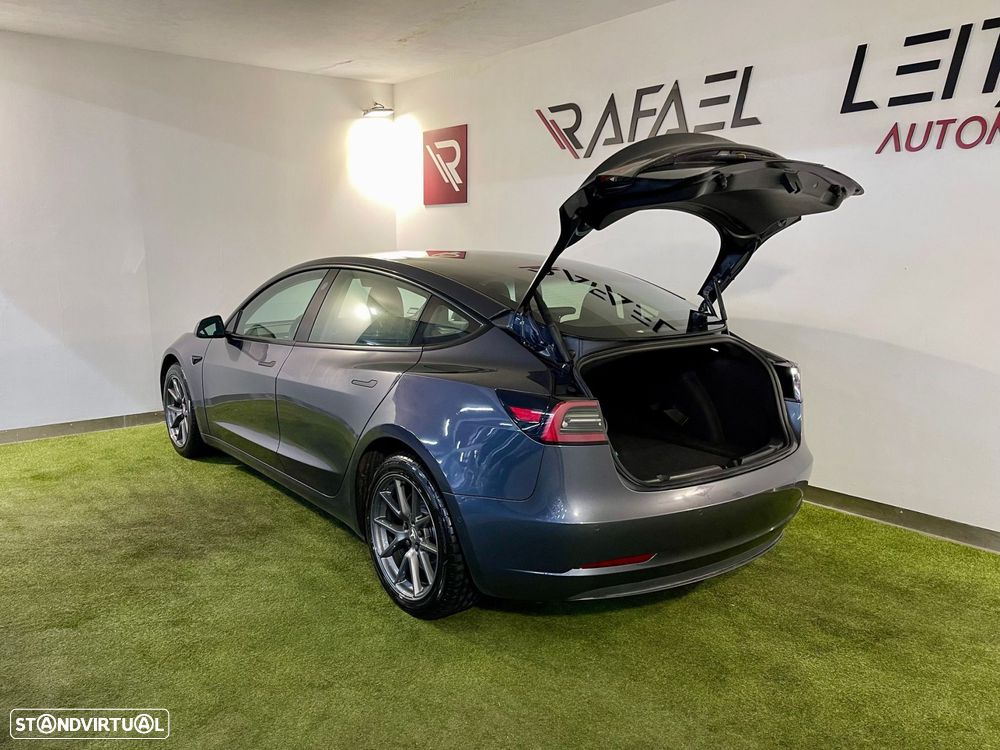 Tesla Model 3 Standard Range Plus RWD - 36