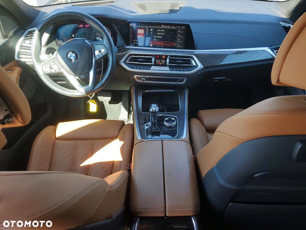 BMW X5 xDrive40i - 9