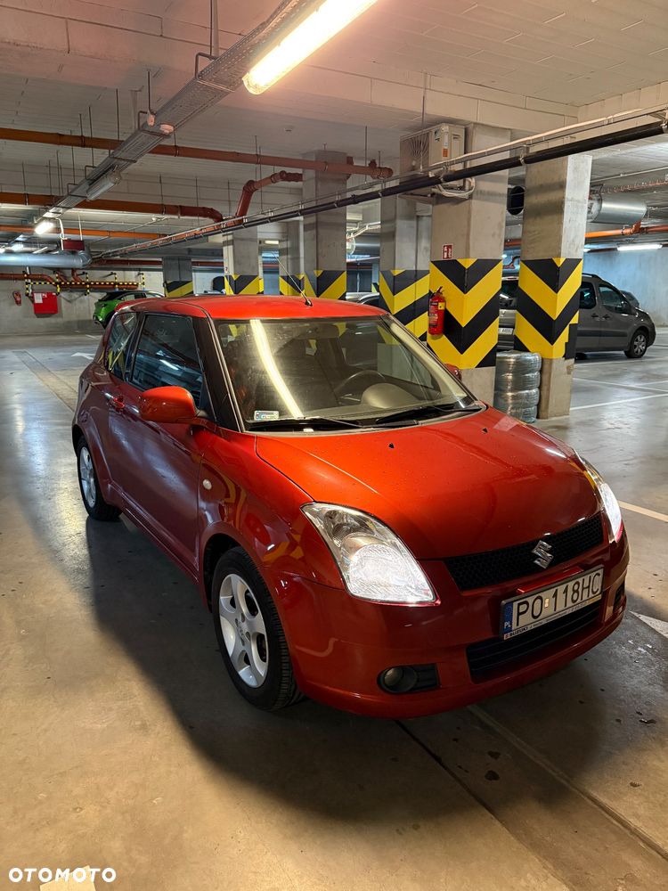 Suzuki Swift 1.5 GLX Sport - 2