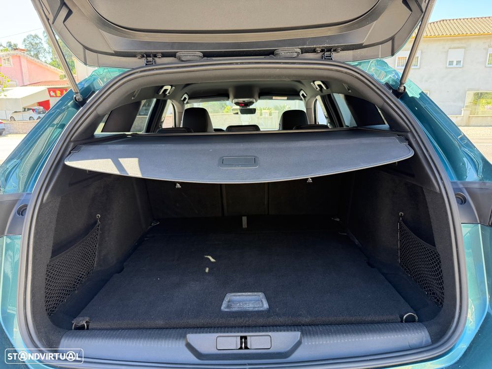 Peugeot 308 PureTech 130 EAT8 GT - 12