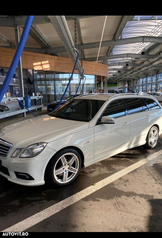 Mercedes-Benz E 350 T CDI DPF BlueEFFICIENCY 7G-TRONIC Avantgarde - 4