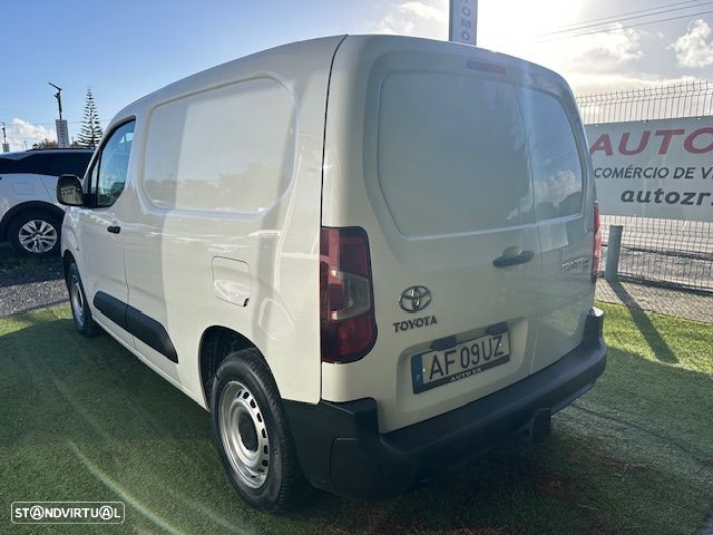 Toyota PROACE CITY 3 LUG. - 4