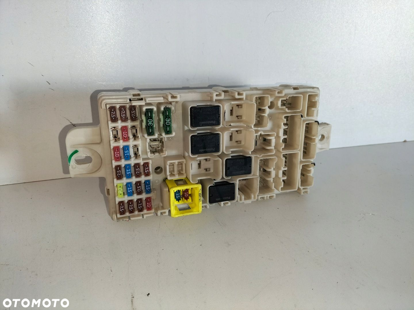 Moduł BSI skrzynka bezpieczników MITSUBISHI SPACE STAR II 13- 1.0B 52KW - 2