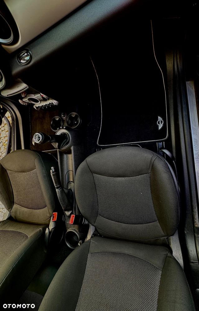 MINI Cooper 50 Mayfair - 10