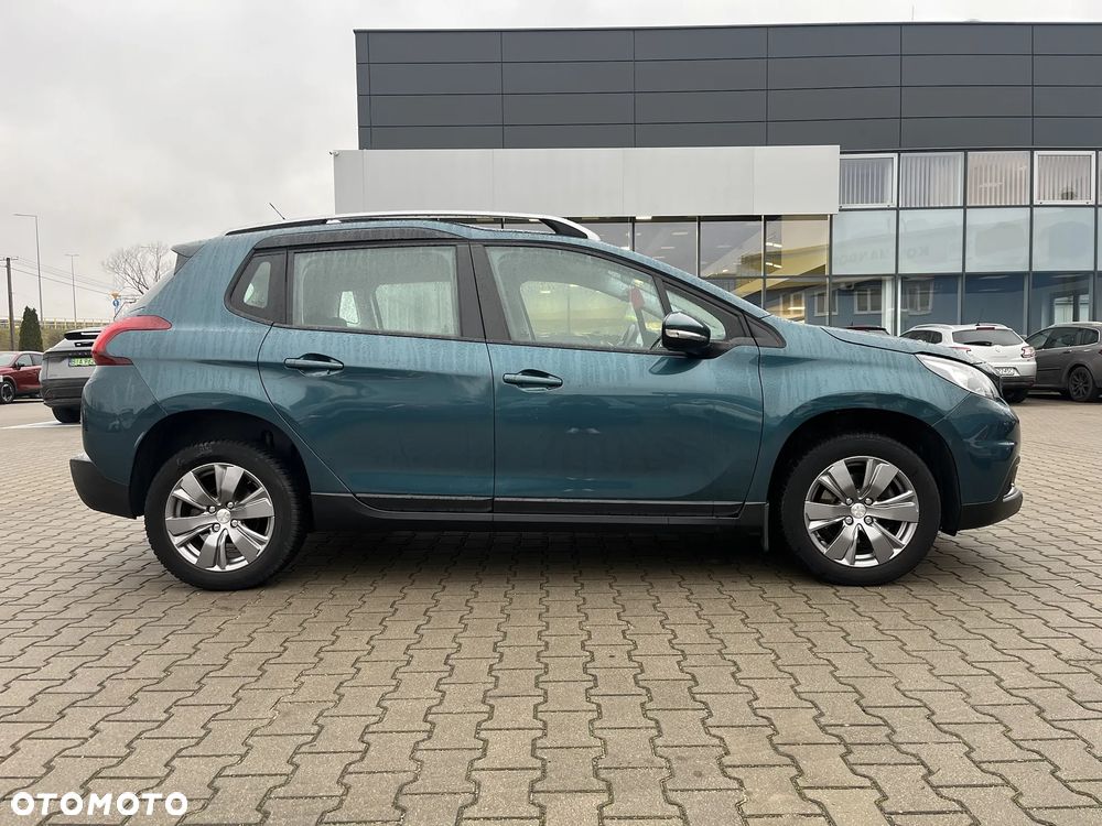 Peugeot 2008 1.2 Pure Tech Active S&S - 5