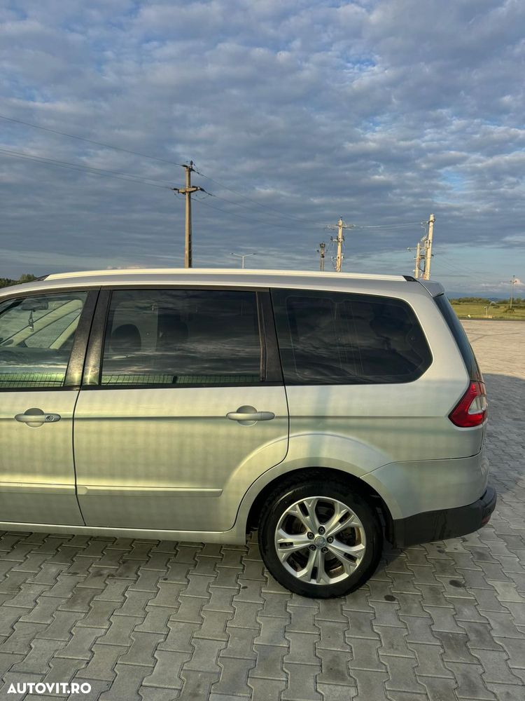 Ford Galaxy - 27