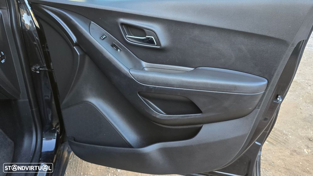 Chevrolet Trax 1.7 VCDi LT - 33