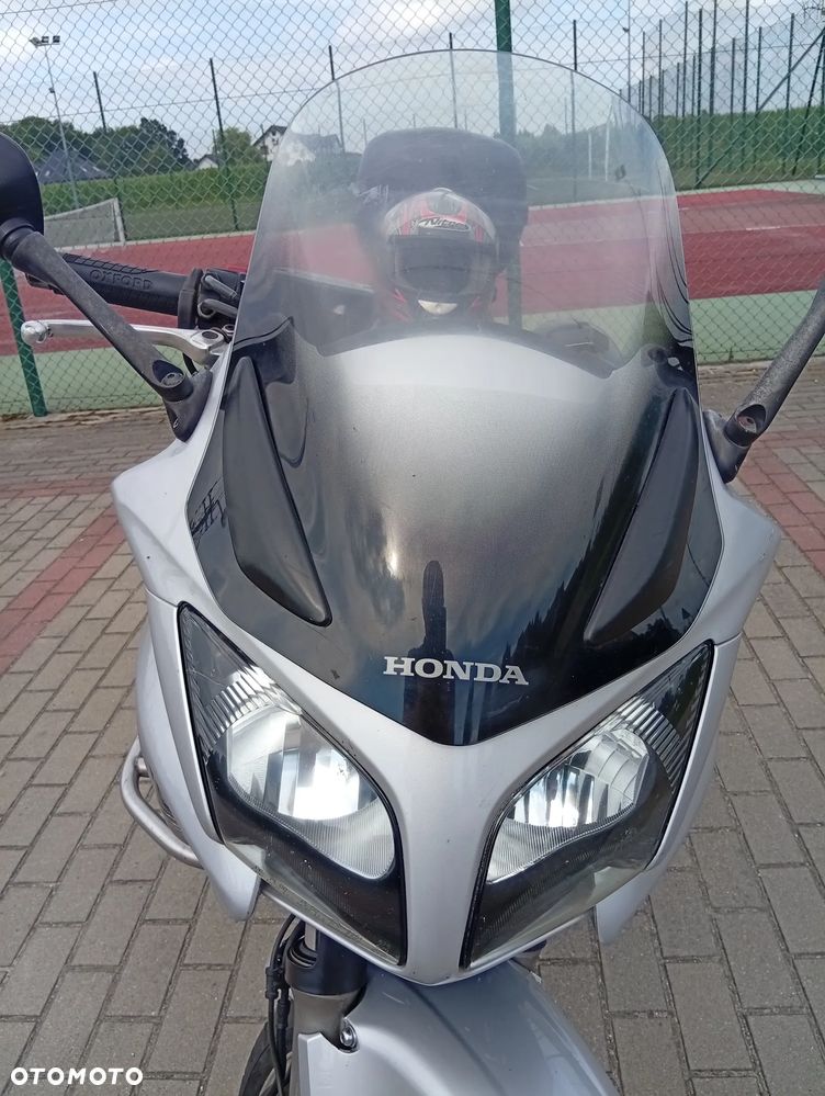 Honda CBF - 15