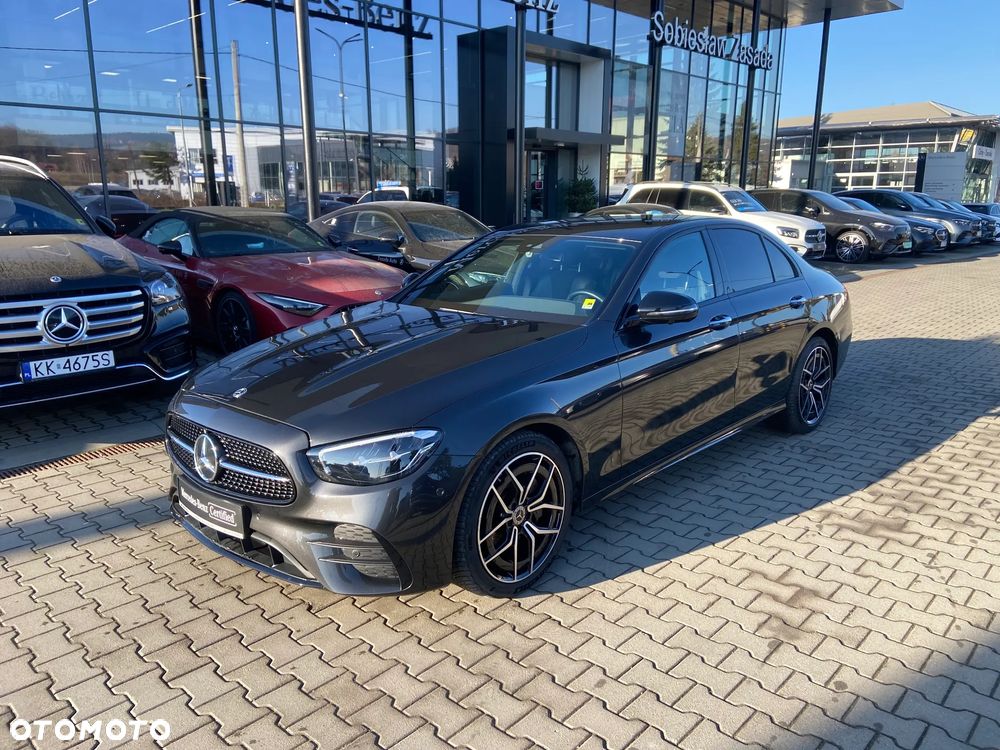 Mercedes-Benz Klasa E 220 d 4-Matic AMG - 2