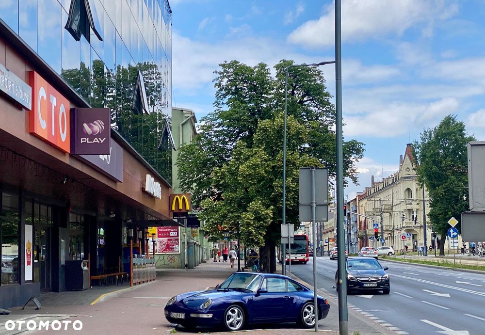 Porsche 911 Carrera - 37