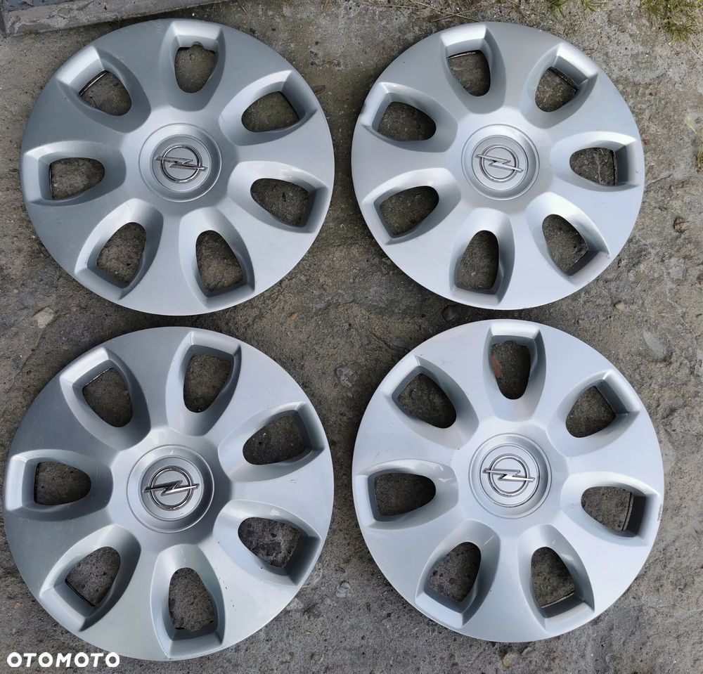 Opel Corsa Combo Kołpaki 15" KOMPLET