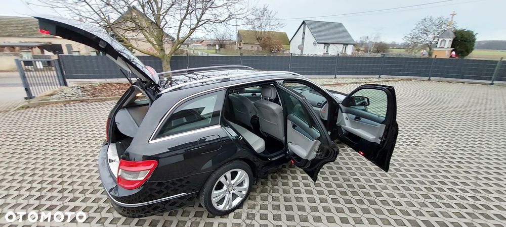 Mercedes-Benz Klasa C - 23