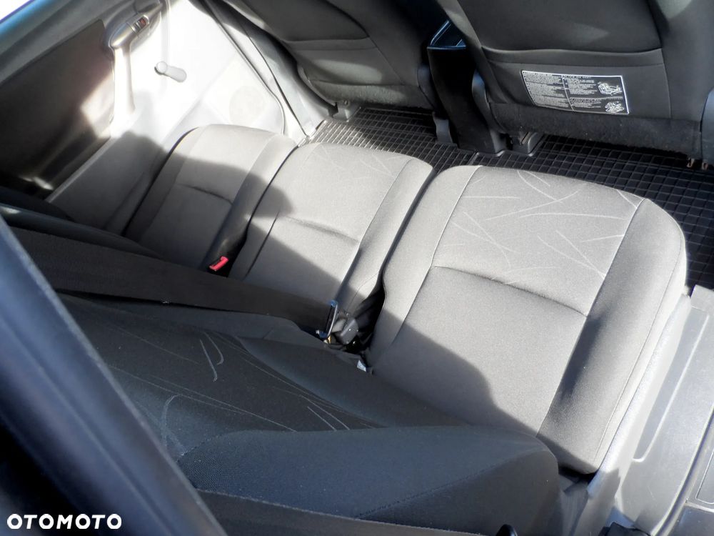 Toyota Verso 1.6 5-Sitzer Life - 20
