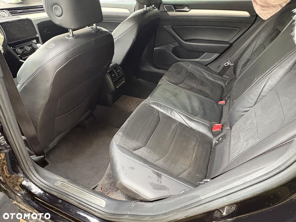 Volkswagen Arteon 2.0 TSI 4Motion R-Line DSG - 12