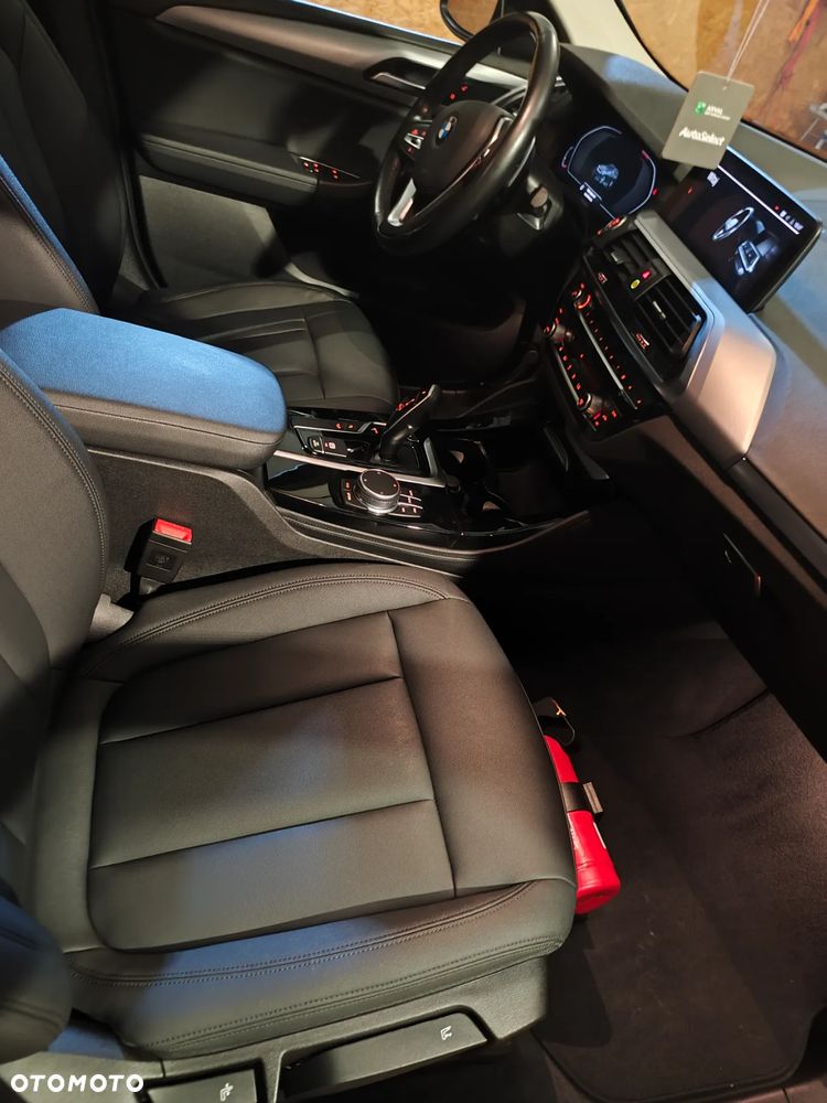 BMW X4 xDrive20i sport - 28