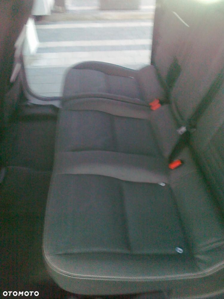 Ford Tourneo Connect - 20