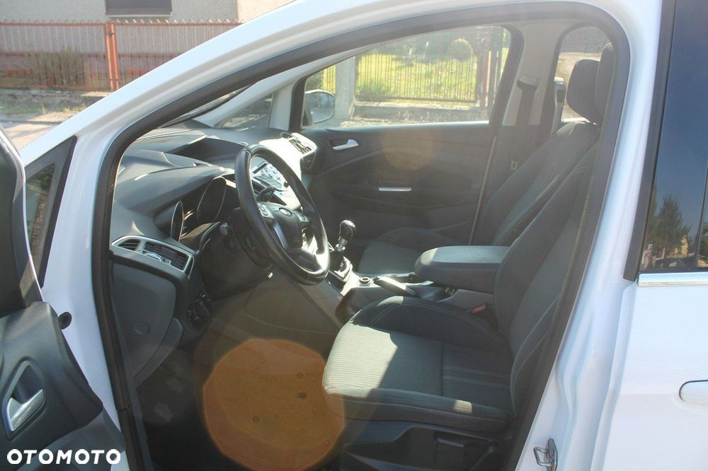 Ford Grand C-MAX - 9