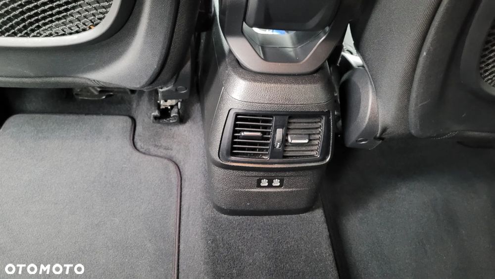 BMW Seria 2 218d Advantage - 6