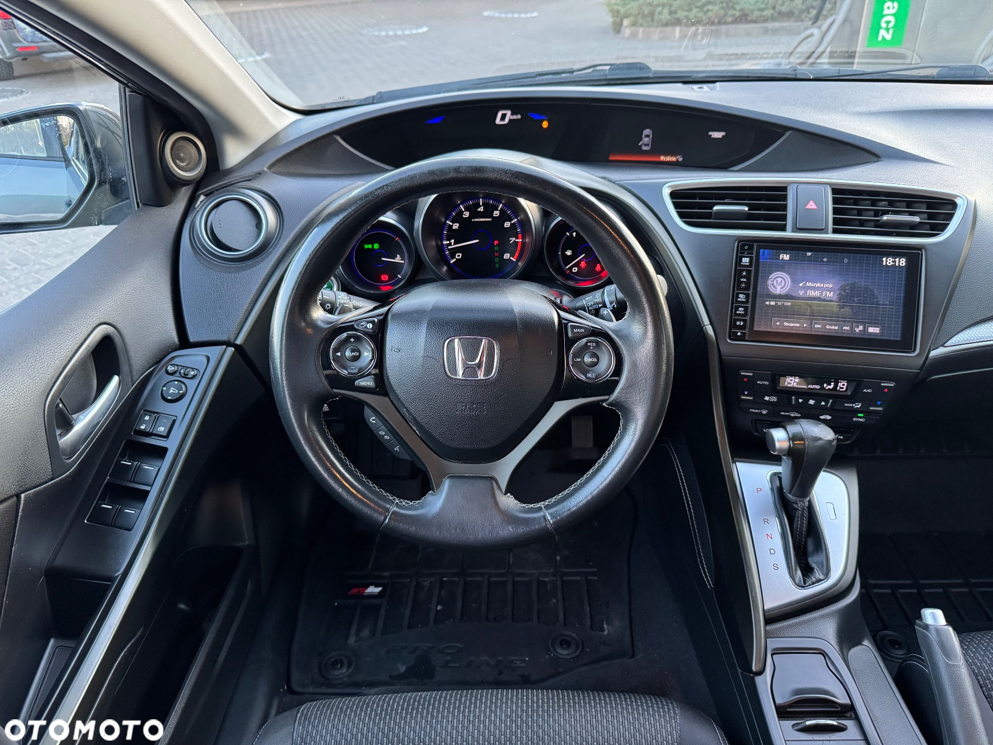 Honda Civic 1.8 Elegance - 3