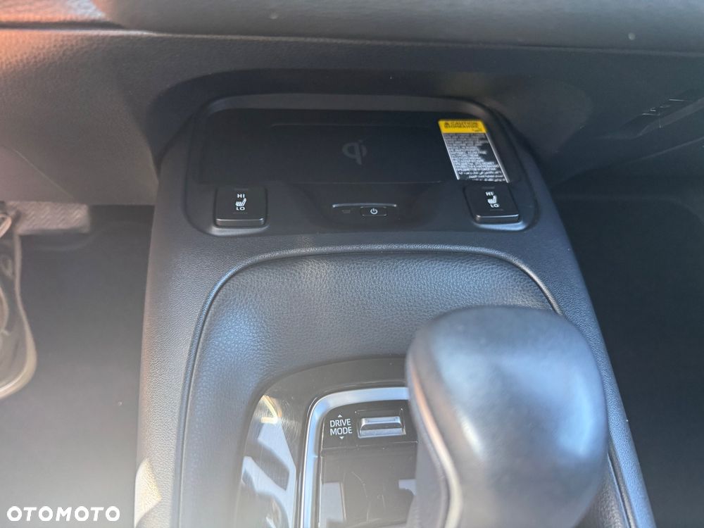 Toyota Corolla 2.0 Lounge - 17