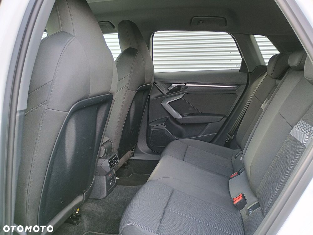 Audi A3 Sportback - 11