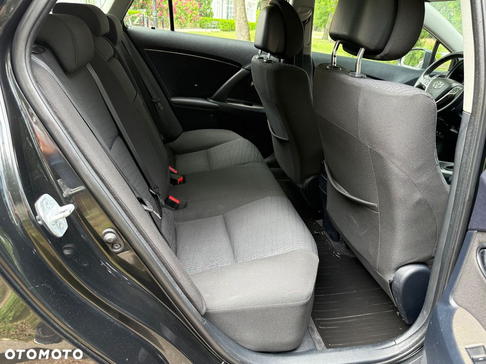 Toyota Avensis 2.0 Prestige NAVI - 21