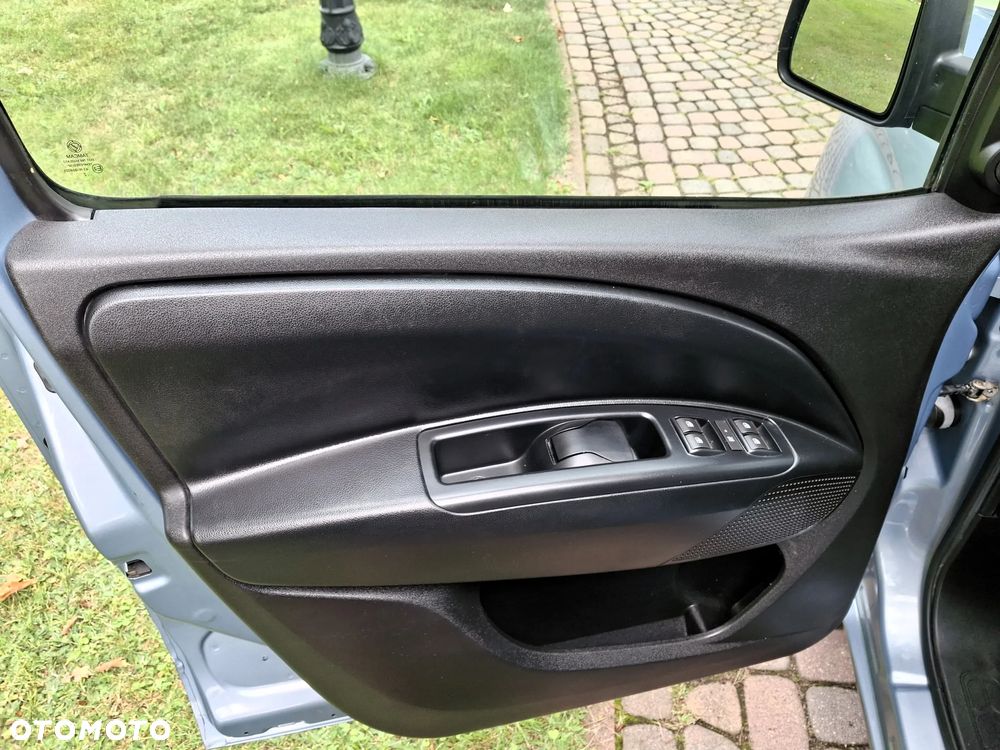 Opel Combo 1.4 Cosmo - 10