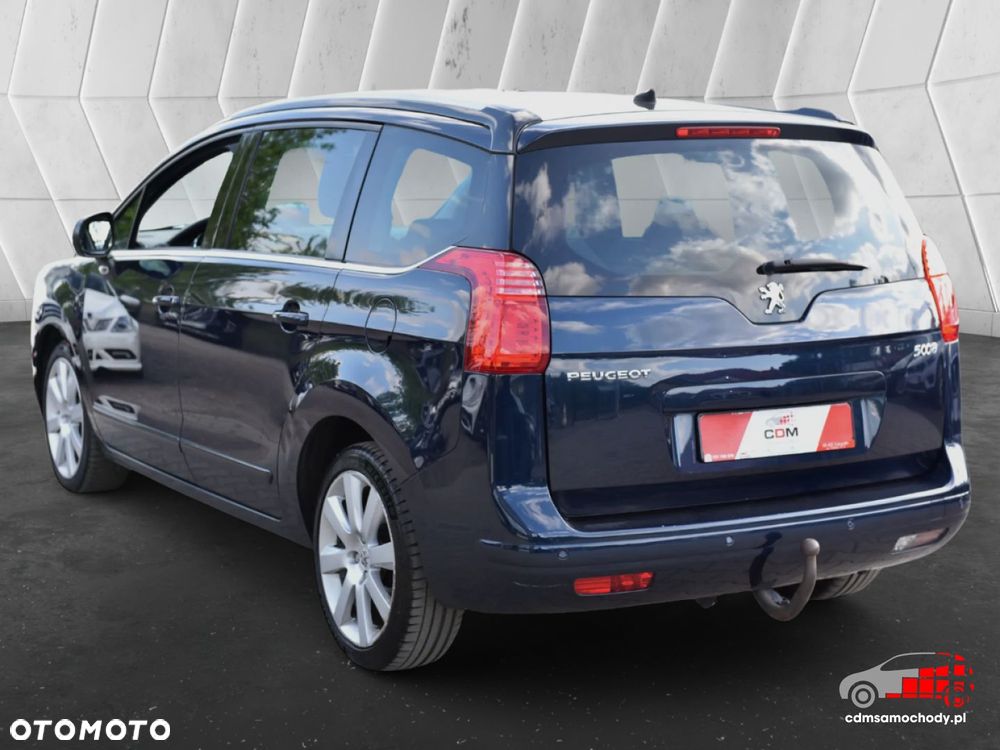 Peugeot 5008 - 8