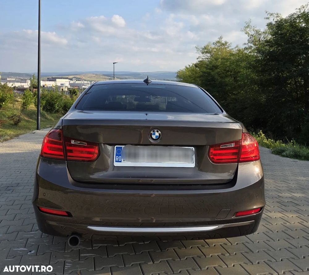 BMW Seria 3 320d - 9