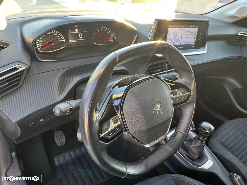 Peugeot 208 1.2 PureTech Active - 18