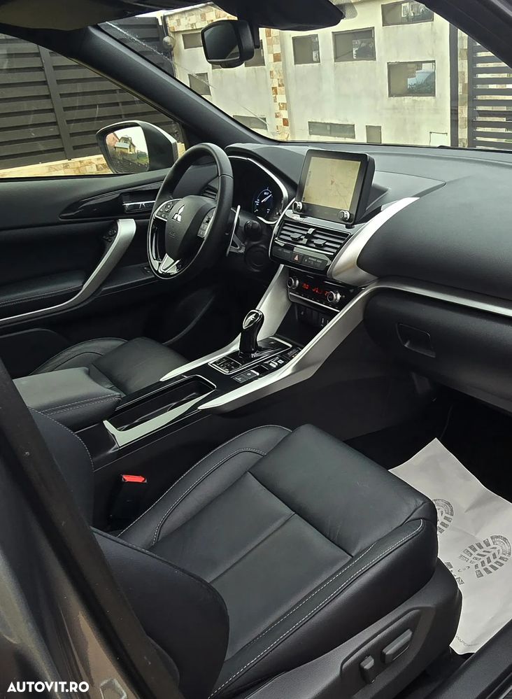 Mitsubishi Eclipse-Cross Plug-In Hybrid 4WD Plus Select - 15