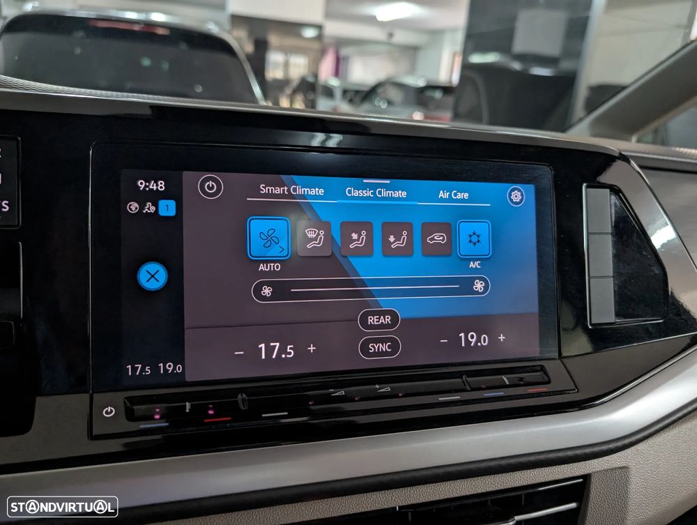VW Multivan 2.0 TDI Life DSG - 23