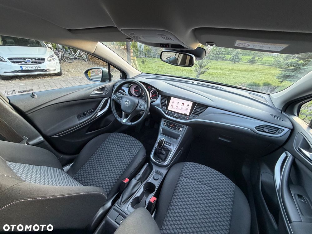 Opel Astra 1.4 Turbo Edition - 9