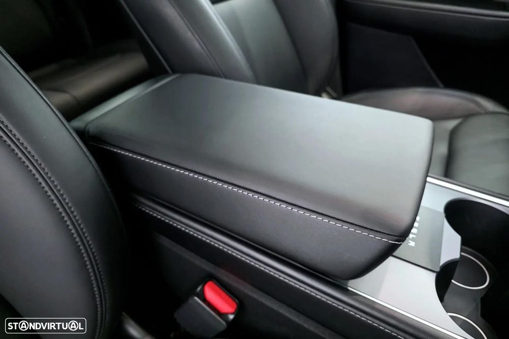 Tesla Model Y RWD - 31