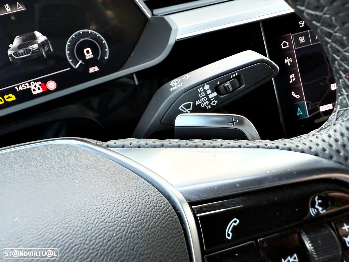 Audi Q8 e-Tron 50 quattro S line - 14