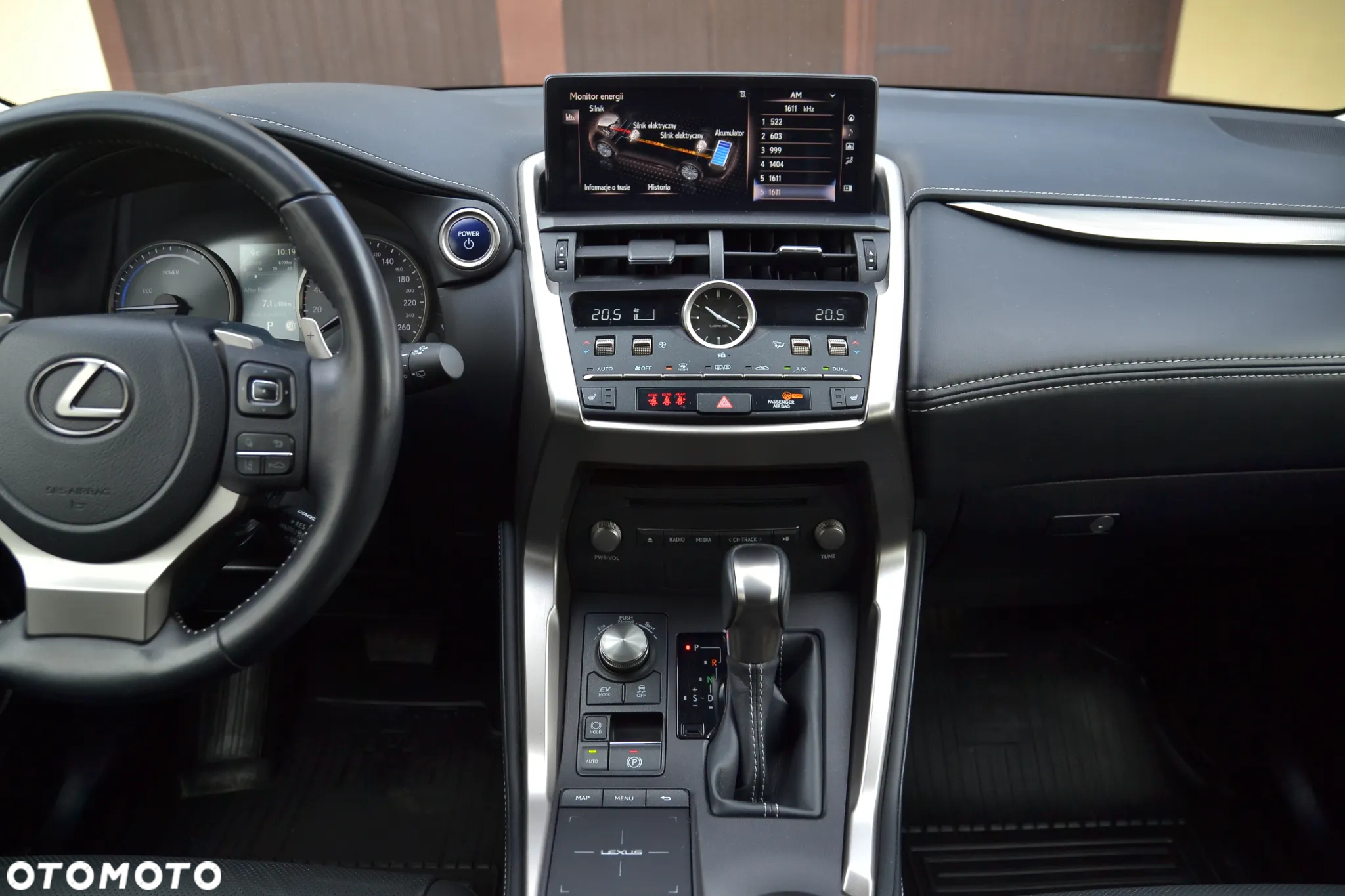 Lexus NX 350h Prestige AWD - 22
