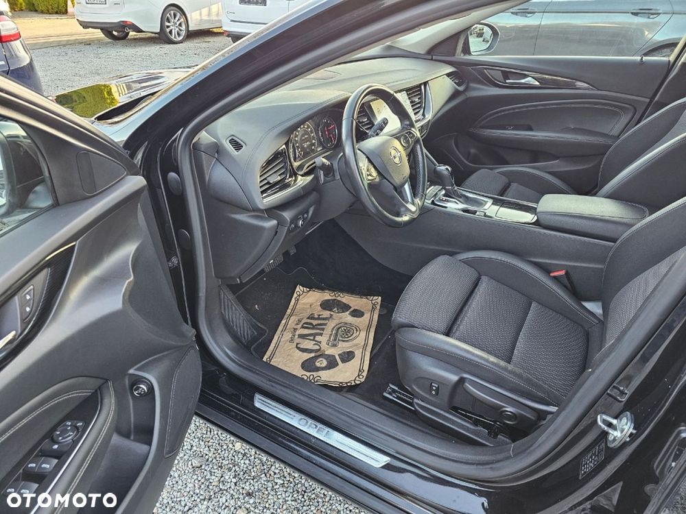 Opel Insignia - 17